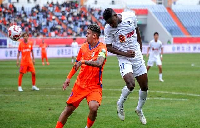 开云体育-包含大连一方客场不敌劲旅，球队面临考验的词条