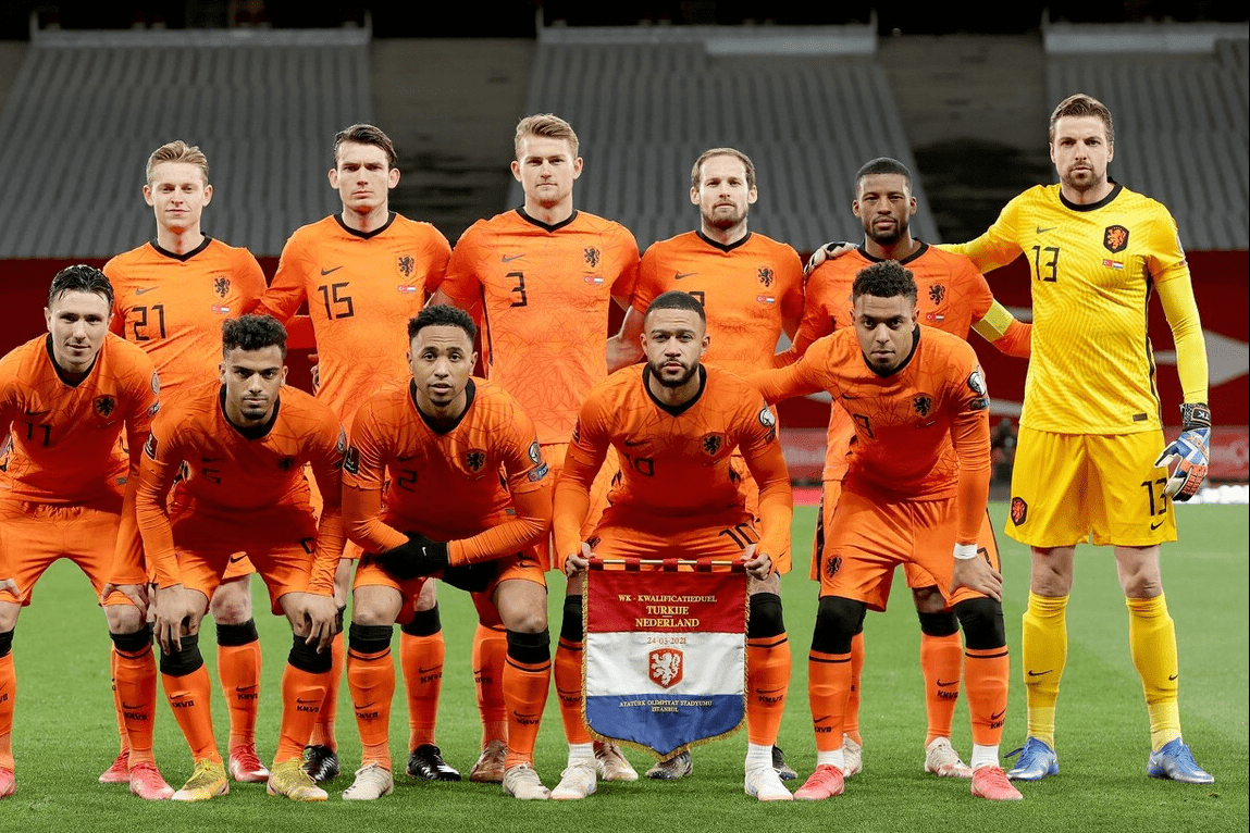 开云体育入口-欧国联比赛中一支实力强大的球队夺冠