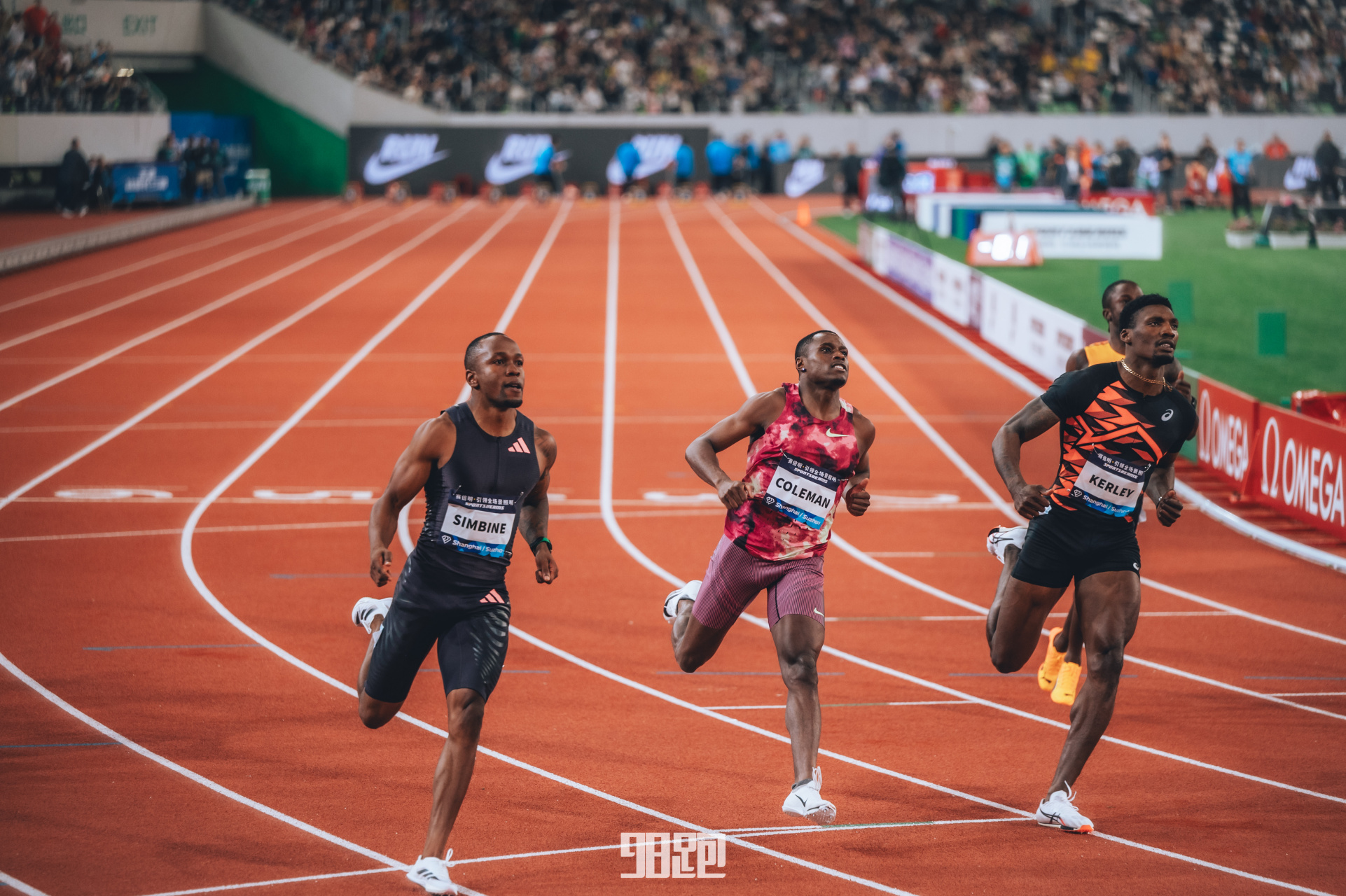 开云体育官网-关于南非田径选手突破个人最好成绩的信息