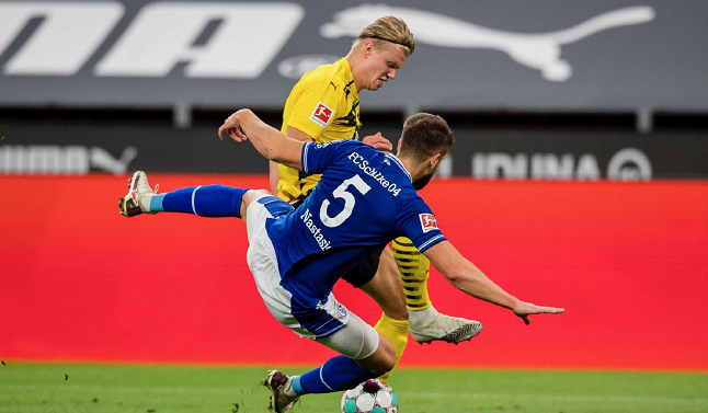 沙尔克德比战告负，陷入保级泥潭的简单介绍