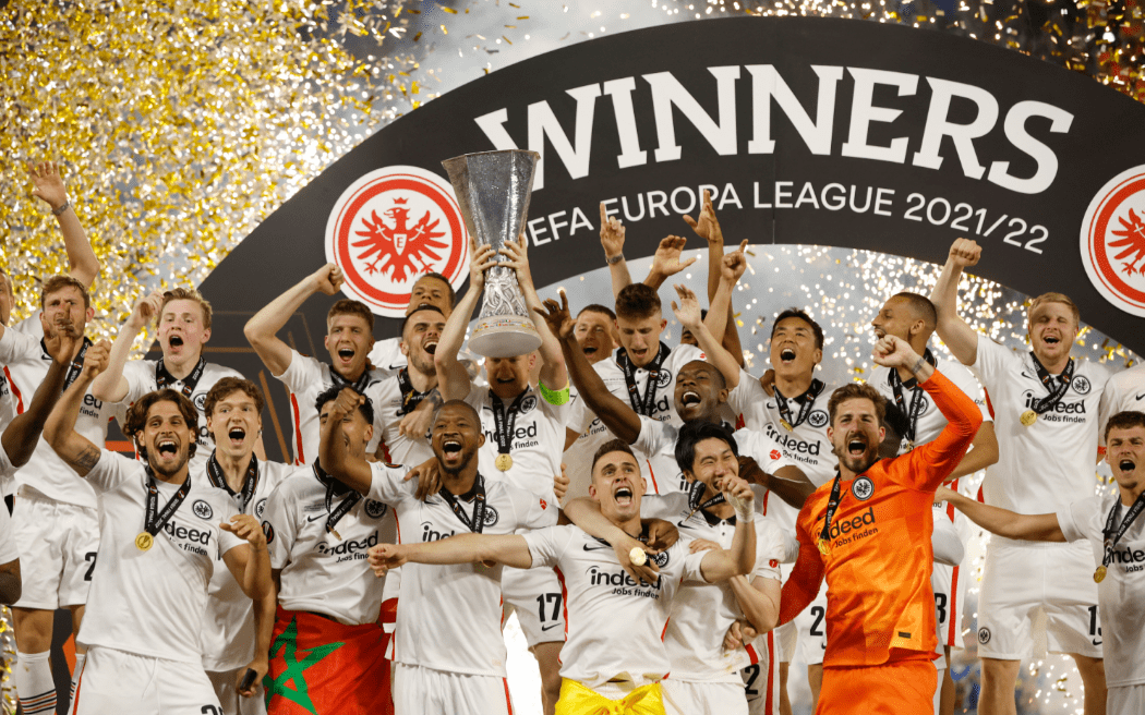 开云体育官方网站-关于法兰克福队狂揽比赛胜利，表现抢眼的信息