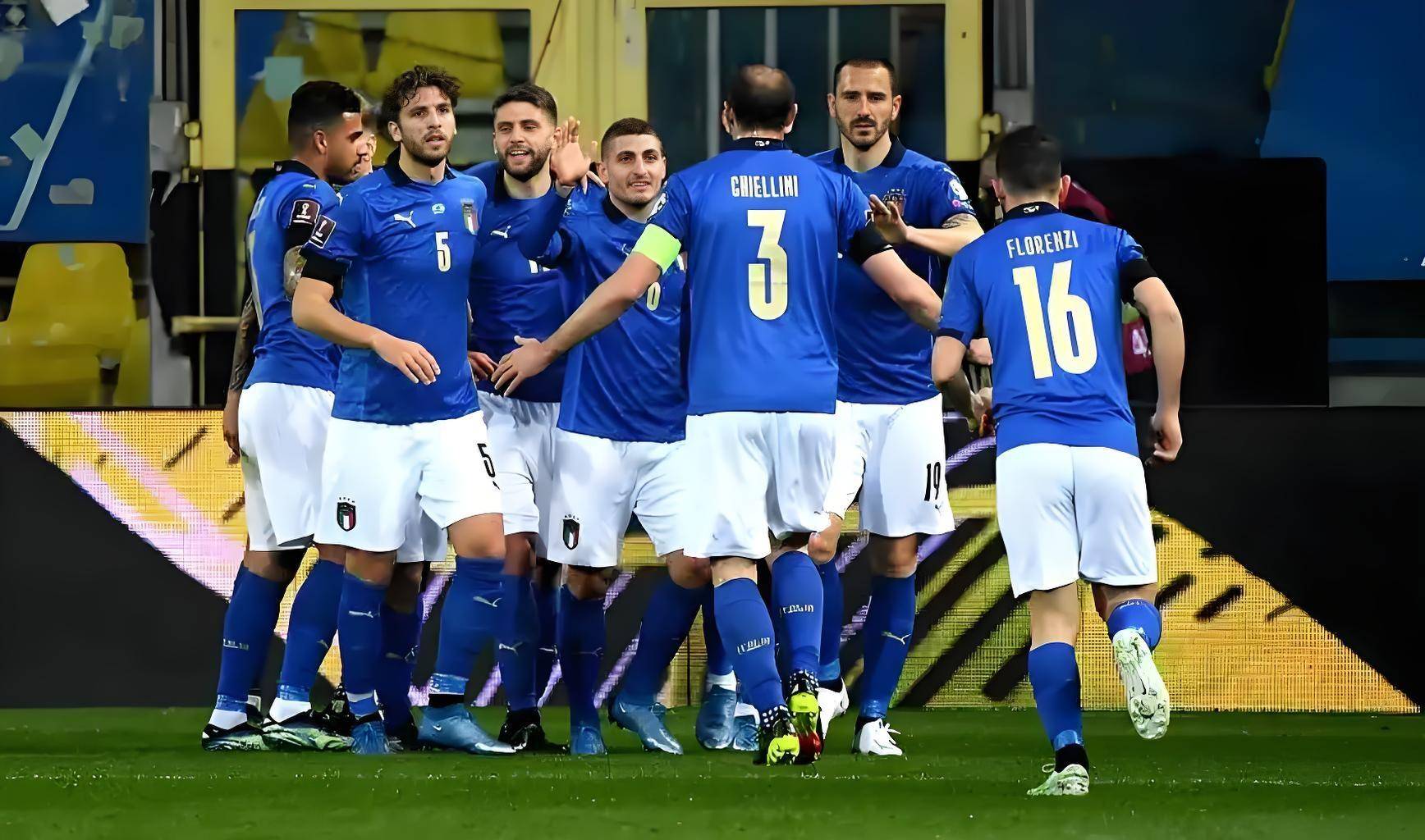 阿尔巴尼亚队创造奇迹，晋级欧锦赛