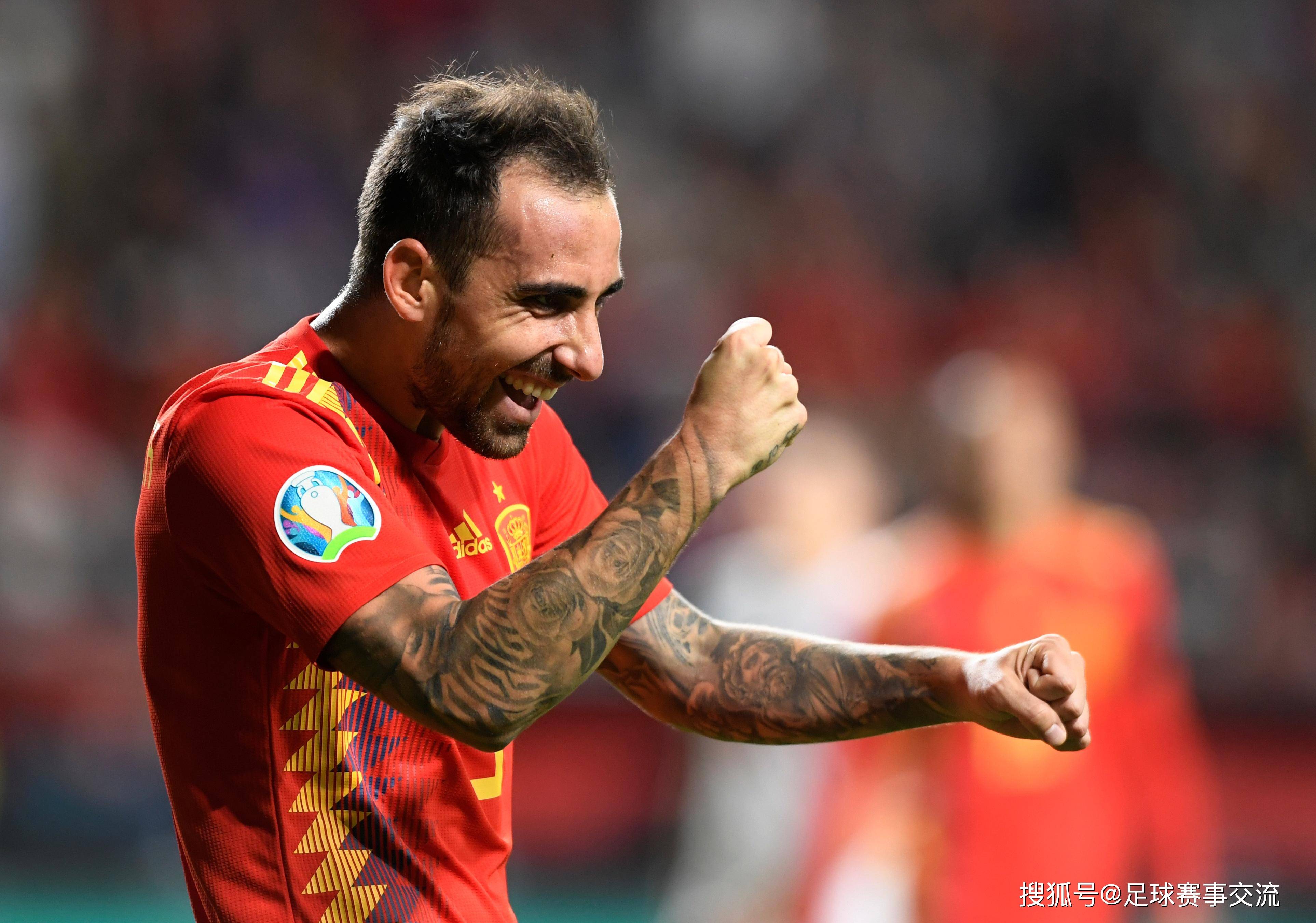 包含豪门对决！欧洲杯上演世纪大战的词条