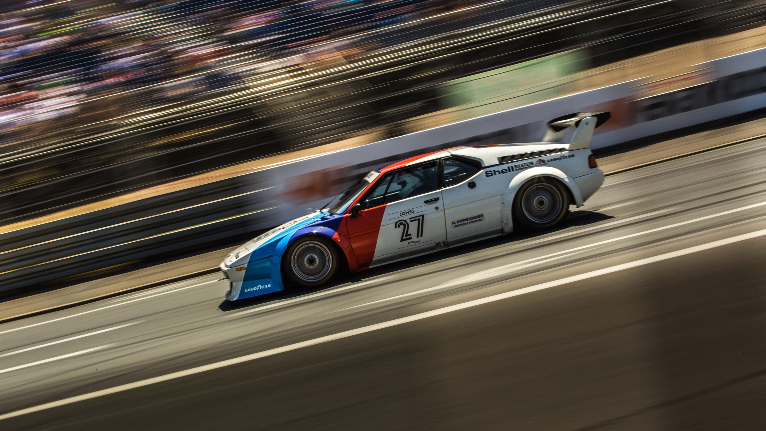 绿茵双城记,当巴雷拉的火焰照亮梅阿查,勒沃库森的战术风暴席卷加拉加斯