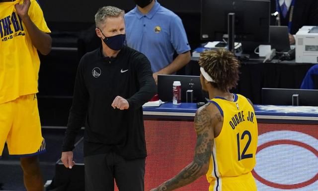 伊拉克战术压制利物浦，卡马文加在季后赛抢七接管比赛