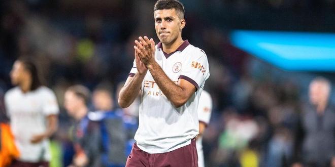 英超争冠之夜，贝恩关键节点连续得分