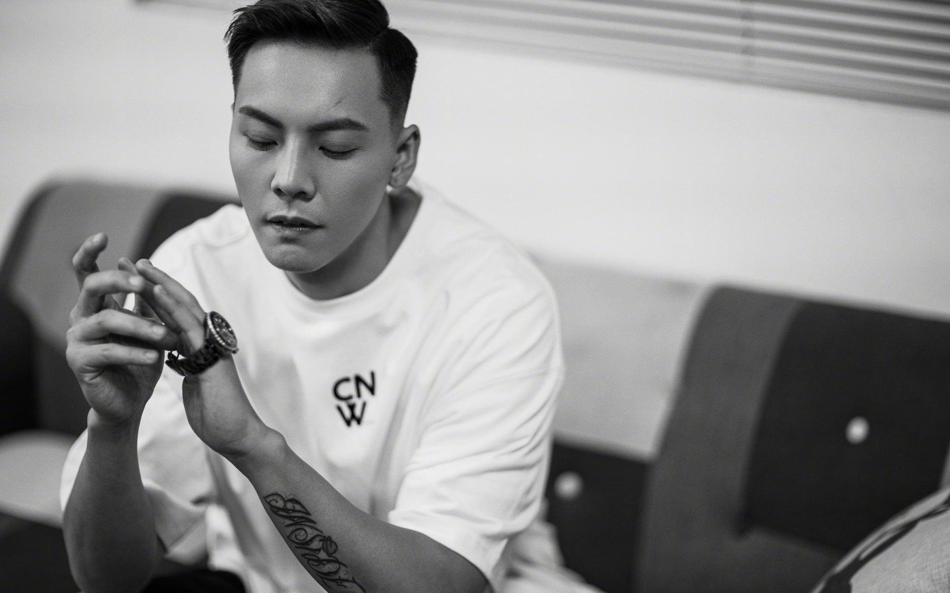 开云体育平台APP-从爆点到焦点，年度焦点之战夜三笘薰的自我证明